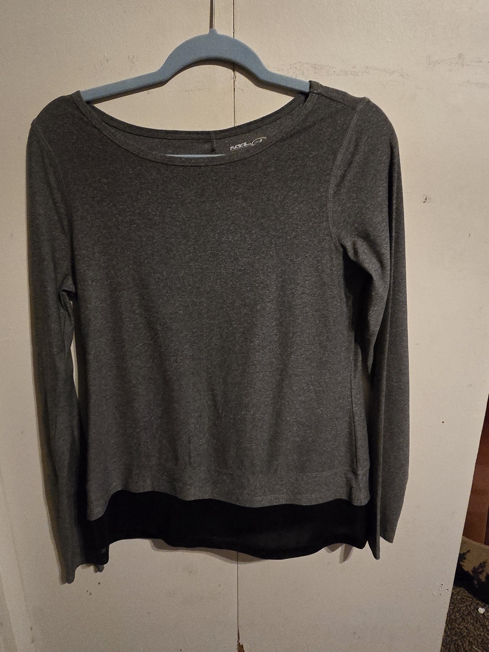 Nike Gray Long-Sleeve Layered Hem Top